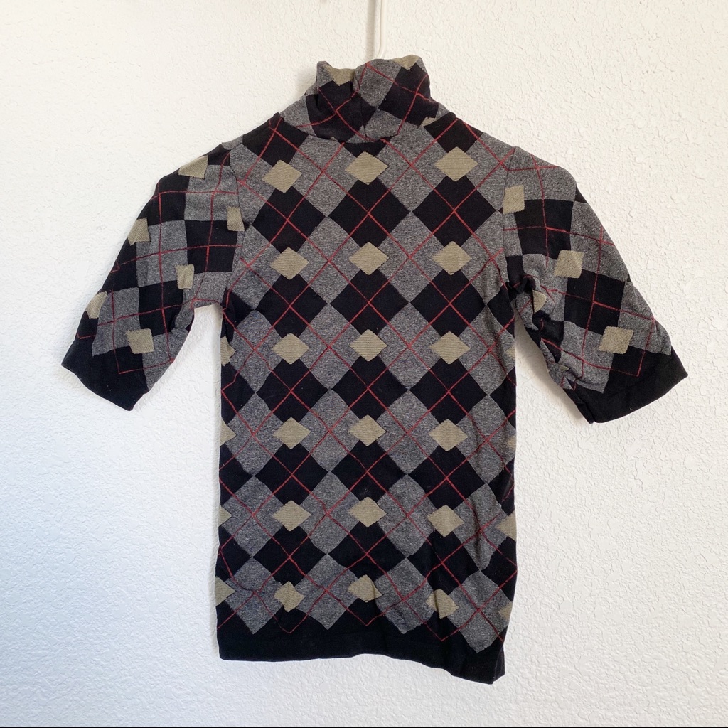 Argyle Pattern Stretchy Top